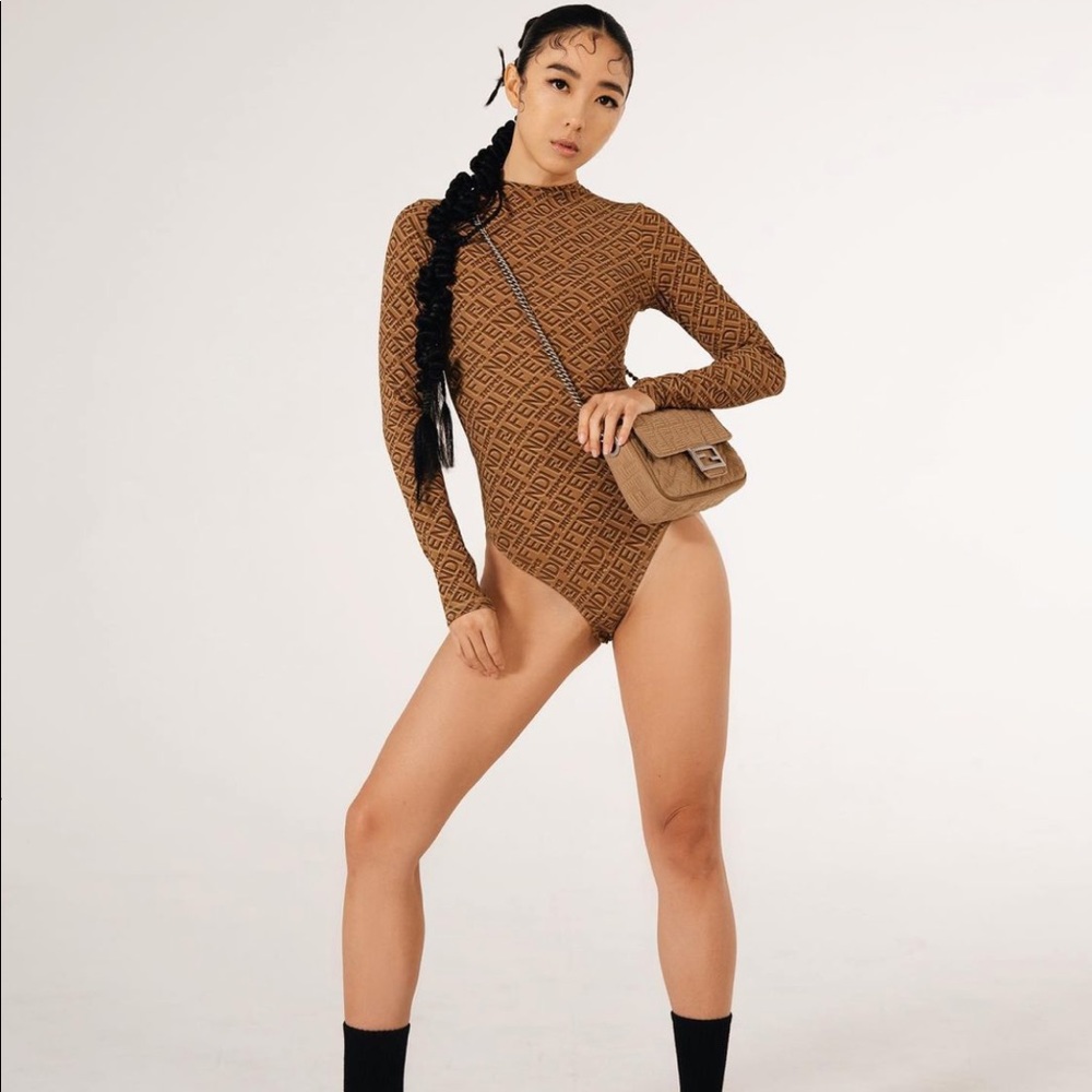 Fendi x Skims Mock Neck Long Sleeve Bodysuit - Picture 4 of 16